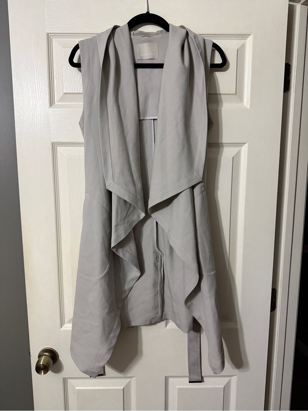 Soia & Kyo Light Gray Sleeveless Draped Trench Vest